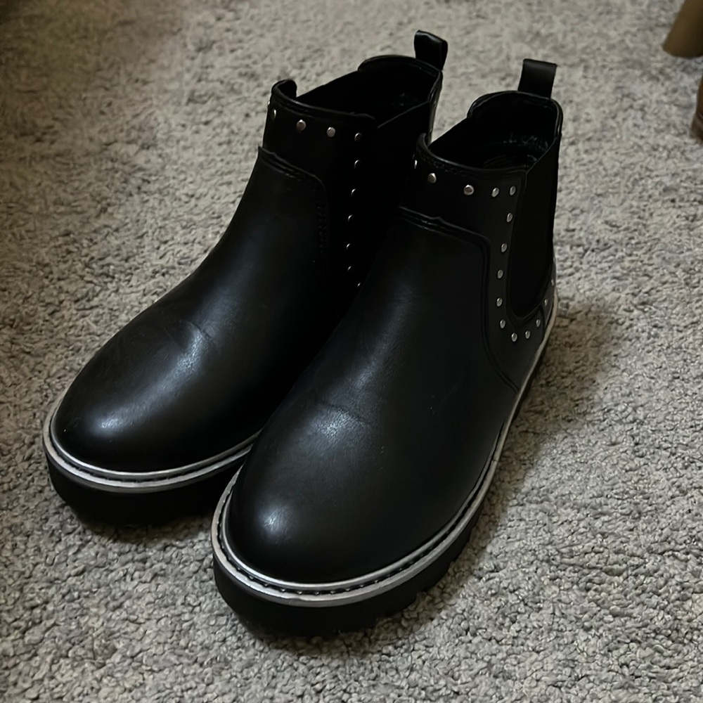 Wonder Nation girls boots